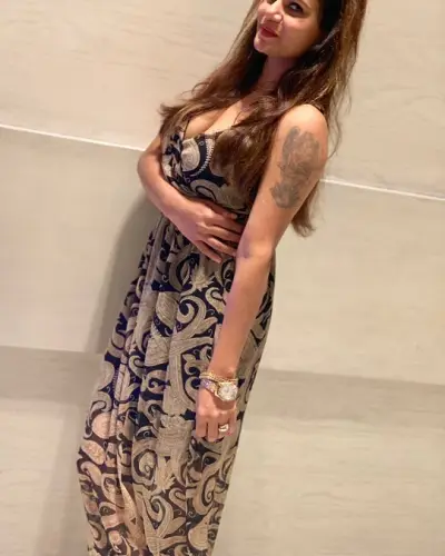 Ambejogai Escort